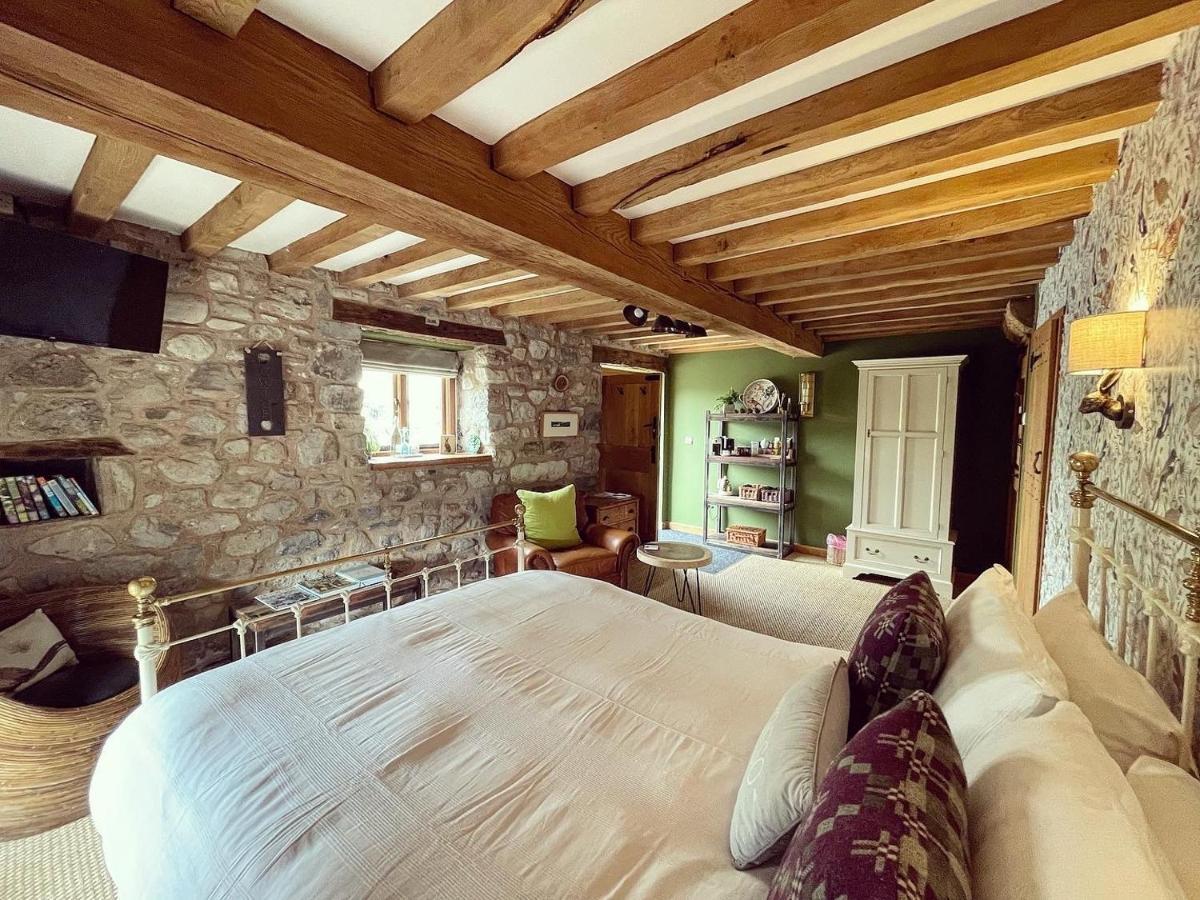 Bed and Breakfast The Cowshed Llangollen Esterno foto