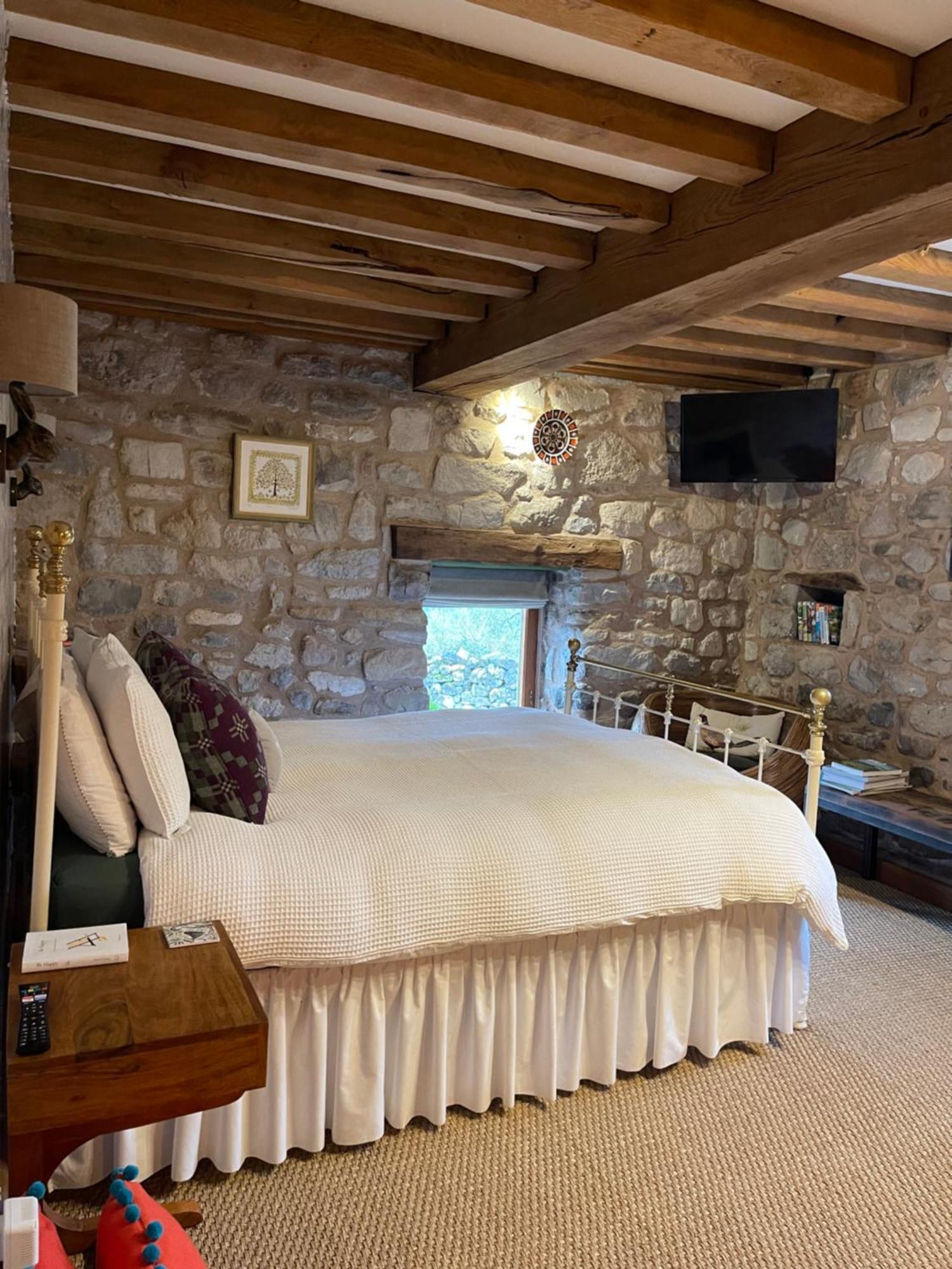 Bed and Breakfast The Cowshed Llangollen Esterno foto