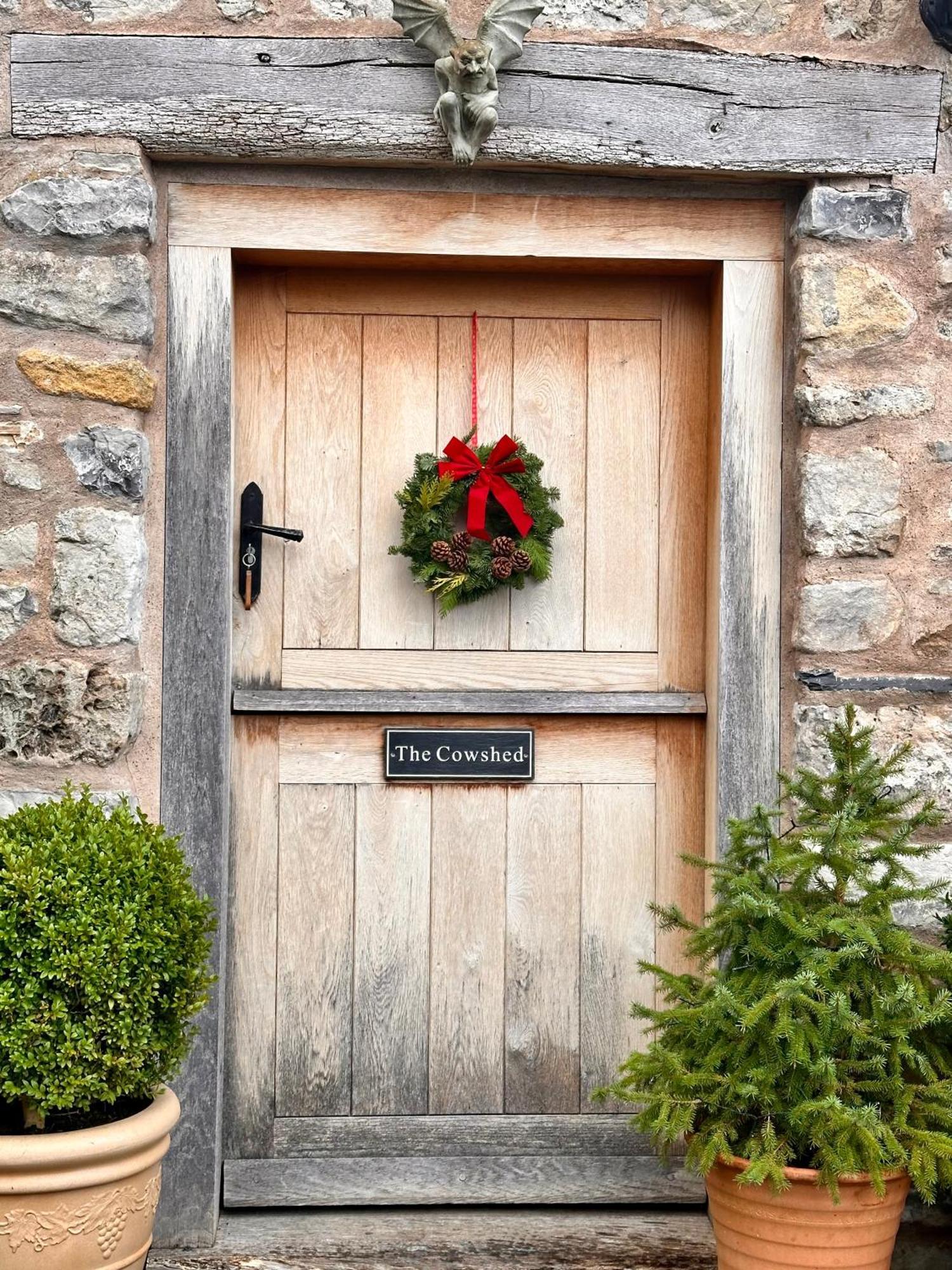Bed and Breakfast The Cowshed Llangollen Esterno foto